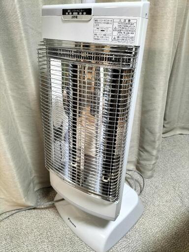 只今、商談中です。！！ダイキン（DAIKIN） 遠赤外線暖房機 ERFT11RS ホワイト セラムヒート 2014年製