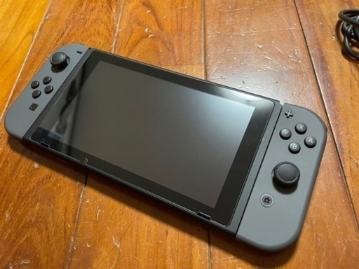任天堂　Switch  美品
