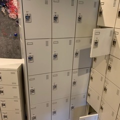 大阪市西区 ロッカー(12扉)2台の画像