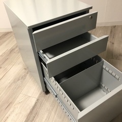 【無料】事務キャビネット差し上げますの画像