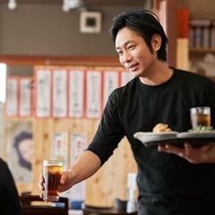 カラオケ居酒屋！オープニングスタッフ募集！【お祝い金1万円】の画像