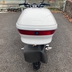 　cbf125rリアボックス付きの画像