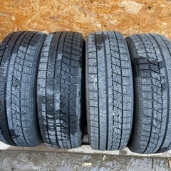 バリ溝　BRIDGESTONE VRX 175/65R14 スタッドレス  タイヤ　2015年製