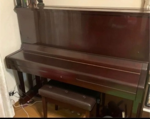 STEINRICH 中古ピアノ　国産手作りピアノ