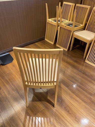 美品　椅子　飲食店　和風　高級感あり