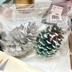 クリスマスの飾りに！松ぼっくり２つセット