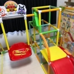 アンパンマン　ジャングルジム　滑り台