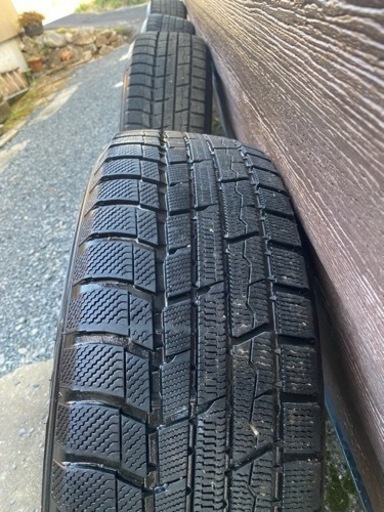 スタッドレスタイヤ　トーヨー　225/60r17 102 