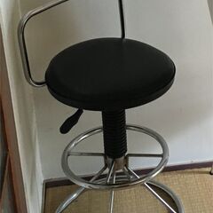 あげます　黒の回転いす2客（中古）2022/02/12（土）お渡...