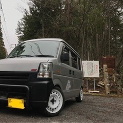 エブリィ