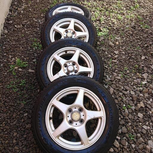 165/70 R14  トーヨータイヤ    スタッドレス