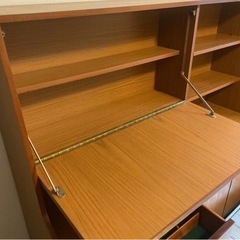 イギリス　ビンテージカップボード　本棚の画像