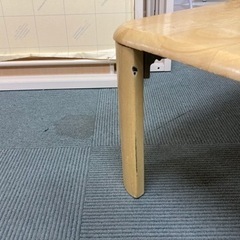 【11/28確約済み】【0円‼️キズ多めだからあげる🉐】折りたたみテーブル 机 の画像