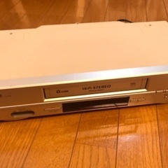 VHS ビデオデッキ　再生機の画像