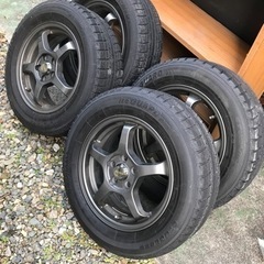決まりました　プリウスに付けてました　アルミホイール　タイヤはオマケ