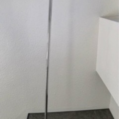 デザイナーズポールハンガー　立てかけタイプの画像