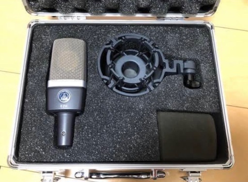 AKG C214 コンデンサーマイク