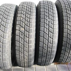 アルミホイル、中古スタッドレスタイヤ付4本セット