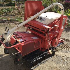 クボタ ハーベスタ― HHD7の画像