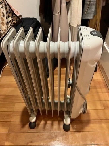 デロンギ　オイルヒーター
