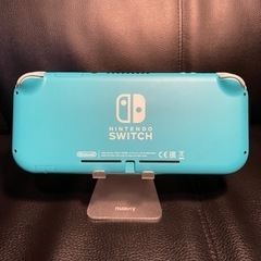 ニンテンドーSwitchライト&あつまれ動物の森ソフトセット‼️の画像