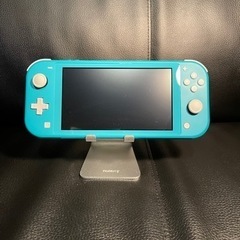 ニンテンドーSwitchライト&あつまれ動物の森ソフトセット‼️の画像