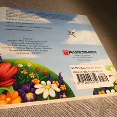 英語の絵本　【BEE &ME】【小さめサイズ】【縦横15cm】の画像