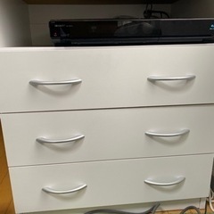 テレビ台　ホワイト(3段引き出し付き)