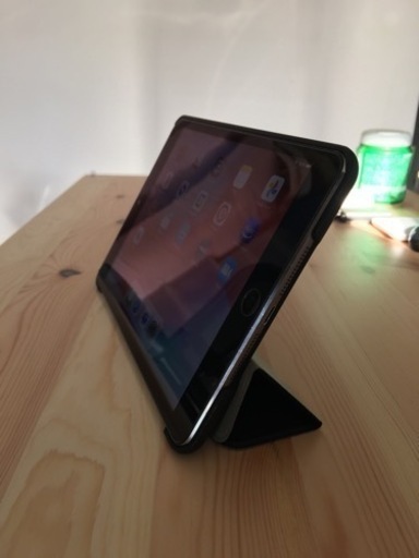 iPad mini2 Wi-Fi ＋ Cellularモデル 1台目