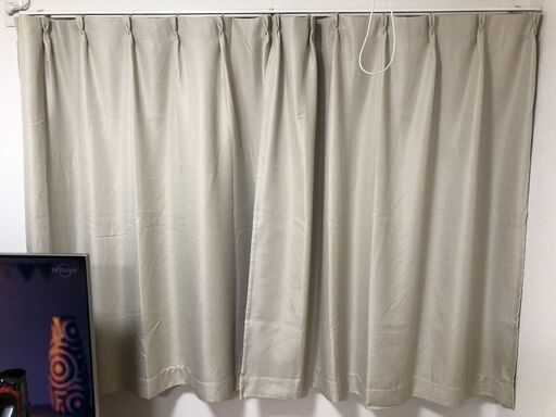 カーテン ウラツキライトベージュ⑨ 遮光2級 幅100cm×丈135cm2枚