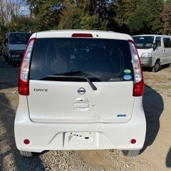 日産　デイズ　平成25年　4WD-X グレード　97,000KMの画像
