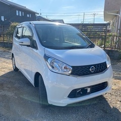 日産　デイズ　平成25年　4WD-X グレード　97,000KMの画像