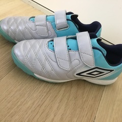 サッカーシューズ 18.0cm  アンブロ ジュニア キッズ