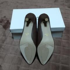 新品　ポインテッドトゥパンプス　25cmの画像