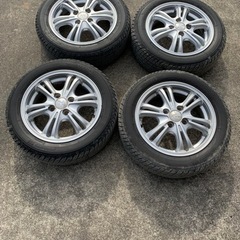 夏用アルミホイールタイヤセットの画像