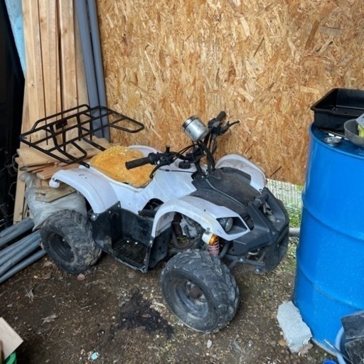 ジャック、不動車 中華4輪バギー