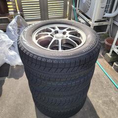 スタッドレスタイヤ＋アルミホイールの画像
