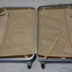 【もらって下さい】大型スーツケースの画像