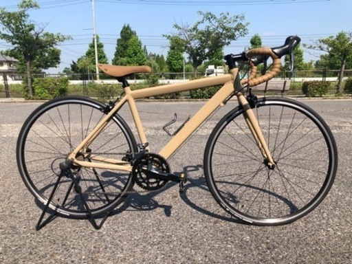 オシャレなロードバイク。　作ったけど乗らないので。