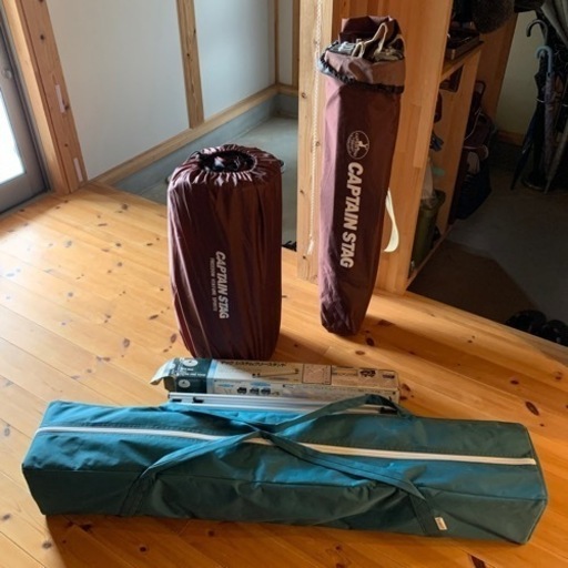 タープとキャプテンスタッグのマット、ベッド、スタンド　キャンプ　中古