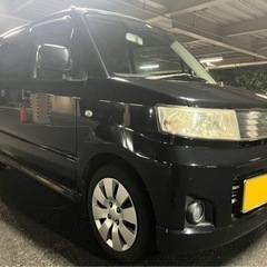 スズキ　ワゴンRスティングレー　車　バイク　　　　　　　