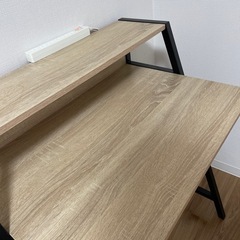【値下げしました】コンパクトPCデスク(一人暮らしのお部屋にもおすすめ)の画像