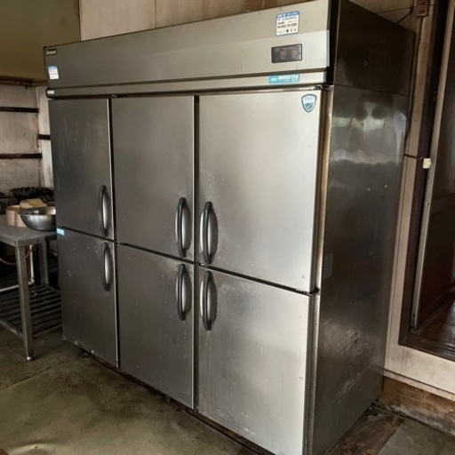 大型 業務用冷蔵冷凍庫