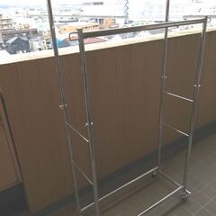 スチールハンガー