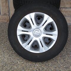 【取引中】ホイール付　スタッドレスタイヤ　185/70R14 ス...