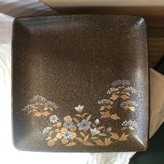 20.むさし野角盛り皿
