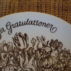 スウェーデンGUSTAVSBERG(グスタフスベリ) 社よりPER BECKMAN(ペール・ベックマン) デザインの1977年イヤープレート♪お祝いシリーズの記念プレートはプレゼントにも最適！①BK329の画像