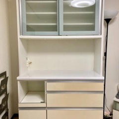 【値下げしました】　食器棚　キッチンボード　ダイニングボード　鏡...