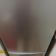 2ドア冷蔵庫　Panasonic製　NR-B145Wの画像