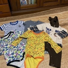 90サイズ　つなぎ5枚（肌着2枚、服3枚）